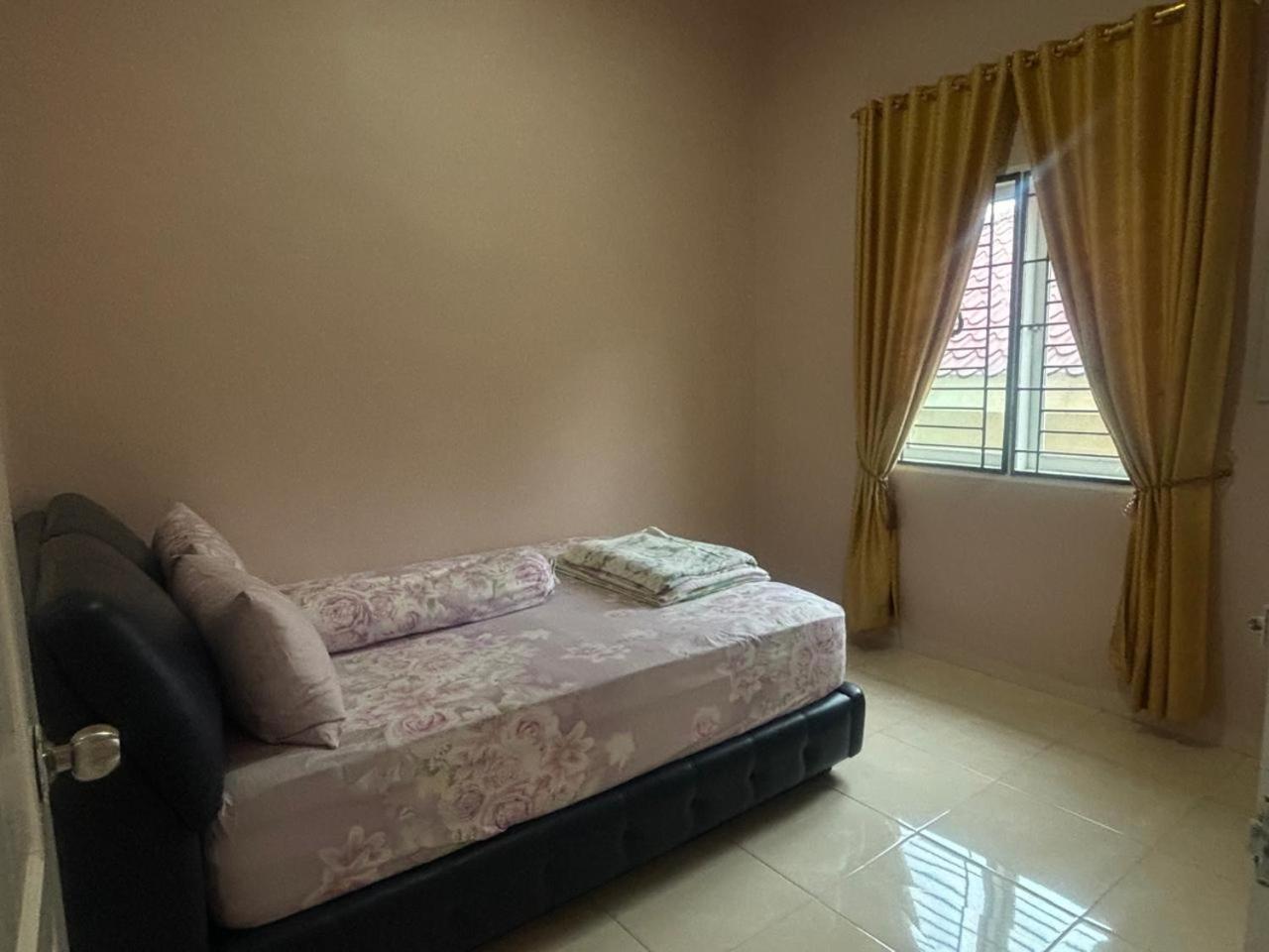 Villa Brastagi Resort Jalan Mimpin Tua Blok C No. 41 Berastagi Exterior foto